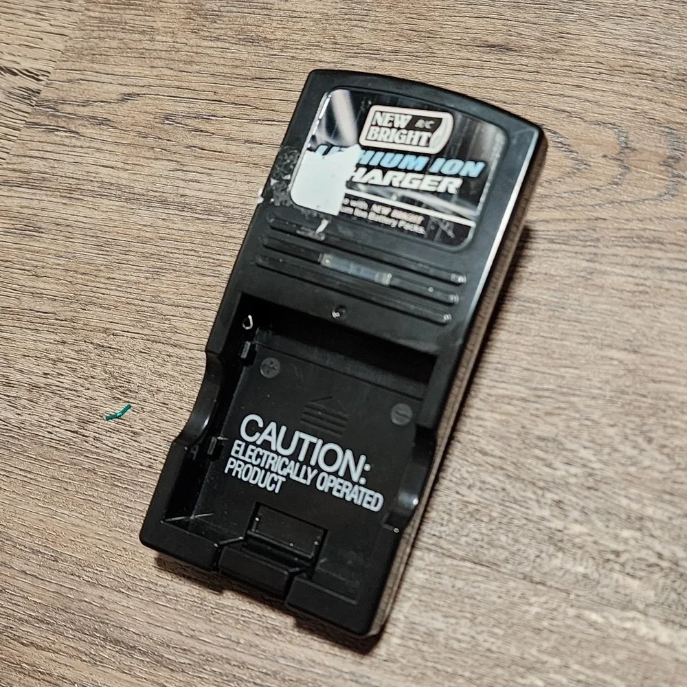 NEW BRIGHT RC‎ Lithium Ion Charger for 9.6V Battery UNTESTED